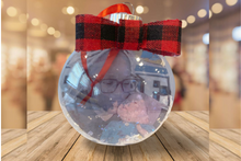 Load image into Gallery viewer, Christmas ornaments (4 inch personalized floating photo with faux snow inside)
